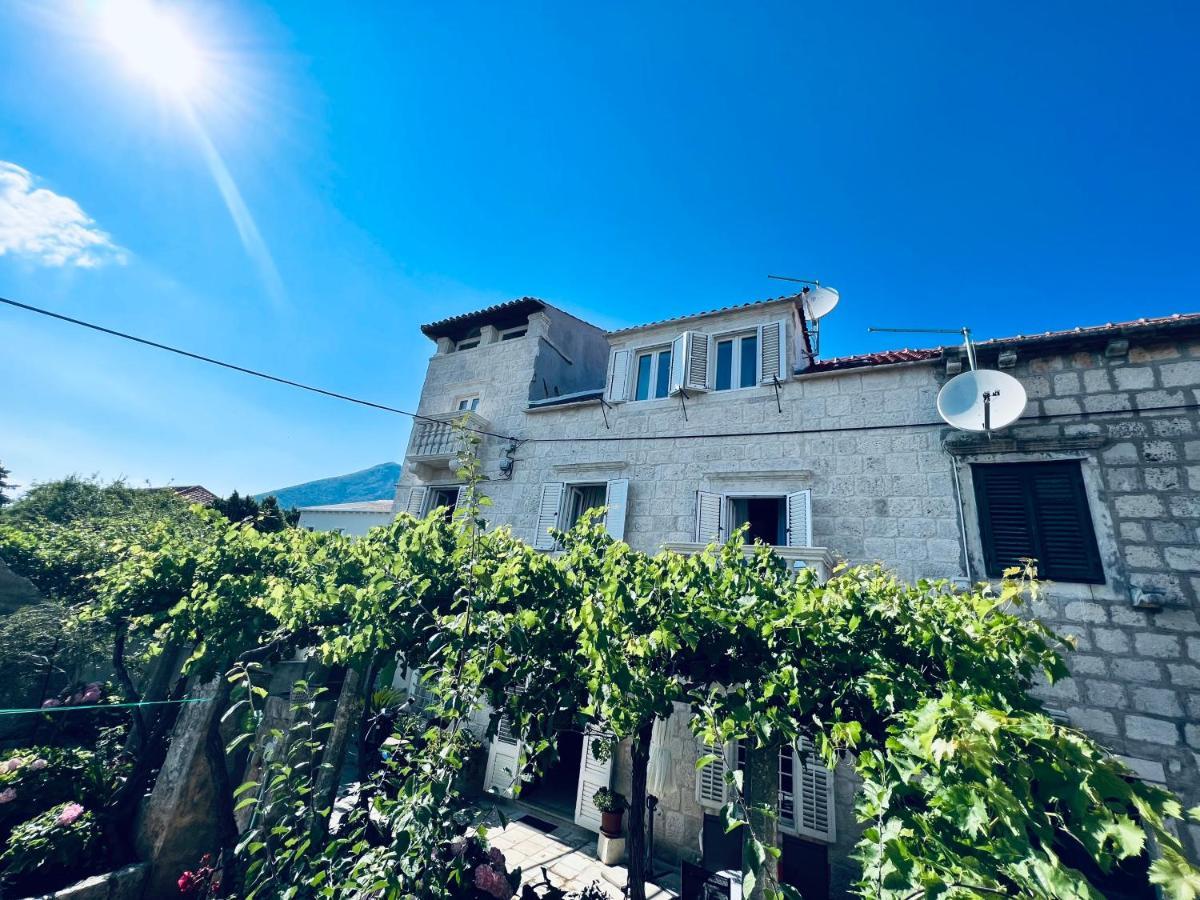 Jakov Apartments Orebić Eksteriør billede